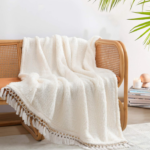 Cream-White Curly-Fleece Ethnic-Style Tassel Throw – Wabi-Sabi Sofa Blanket